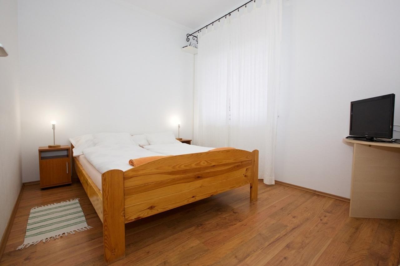 Hajdúszoboszló Zoli Apartmanok-Anita Koelcsey 34-36 מראה חיצוני תמונה